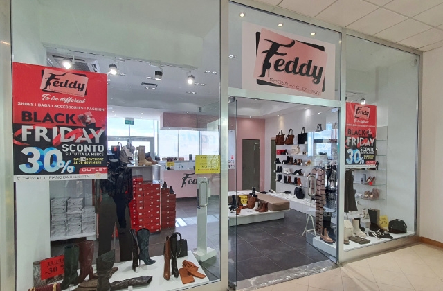 Feddy Shoes & Clothing